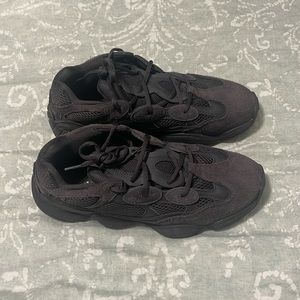 Yeezy 500 Utility black